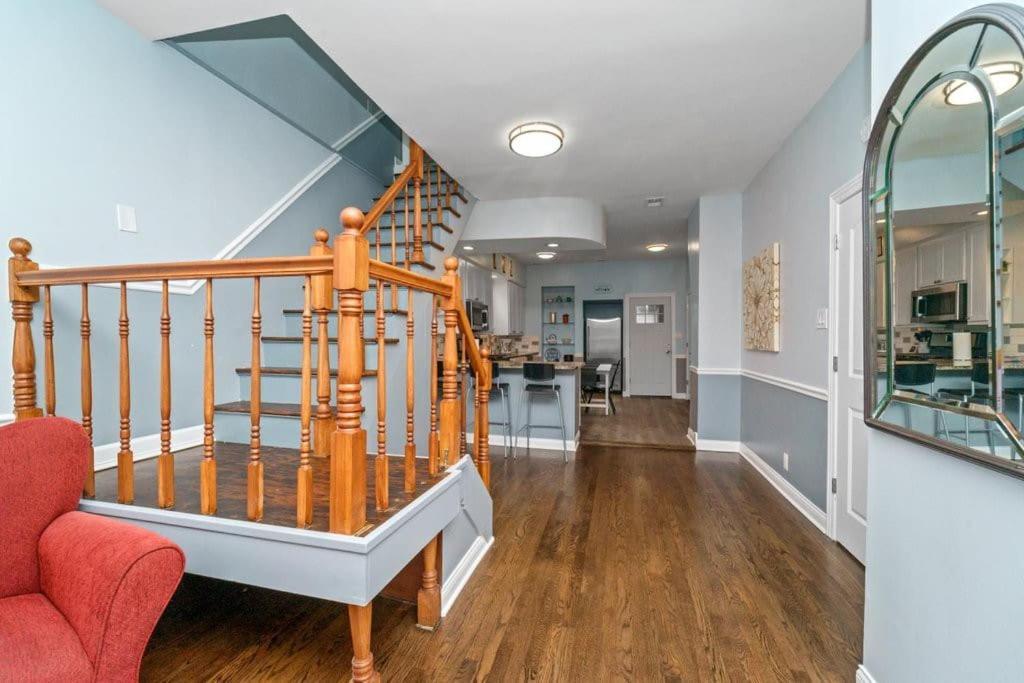 Cozy, Top-Floor 3Br Loft With Balcony In West Town Chicago Exterior foto
